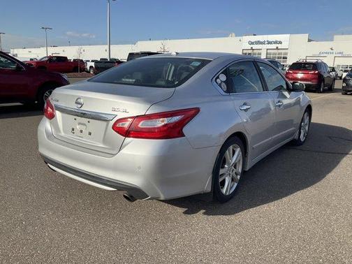 2016 Nissan Altima 3.5 SL