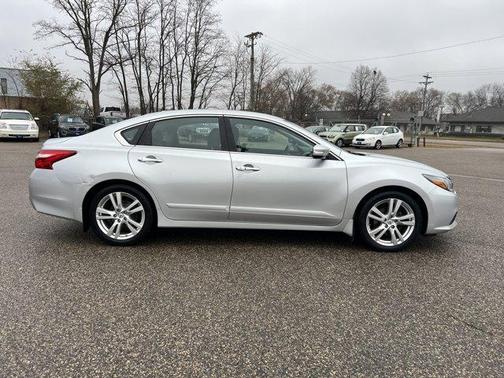 2016 Nissan Altima 3.5 SL