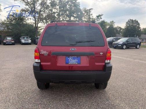 Red 2006 Ford Escape XLT