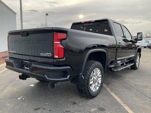 2025 Chevrolet Silverado 3500 High Country