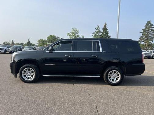 2020 GMC Yukon XL SLT