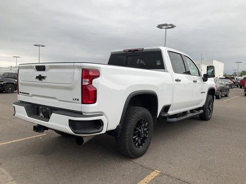 2022 Chevrolet Silverado 3500 LTZ