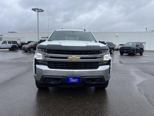 Summit White 2022 Chevrolet Silverado 1500 Limited LT