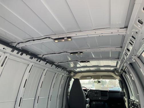 2025 Chevrolet Express 3500 Work Van