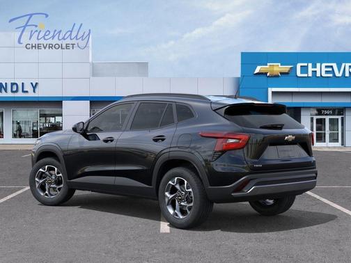 Mosaic Black Metallic 2026 Chevrolet Trax LT