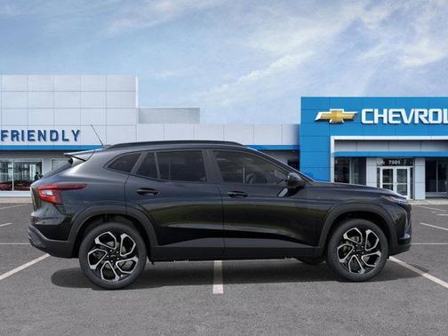 Mosaic Black Metallic 2026 Chevrolet Trax 2RS