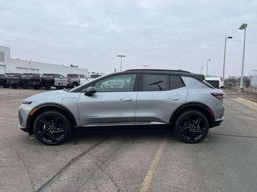 Sterling Gray Metallic 2026 Chevrolet Equinox EV RS