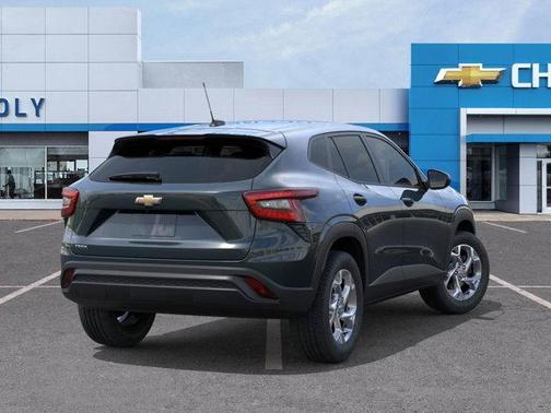2025 Chevrolet Trax LS