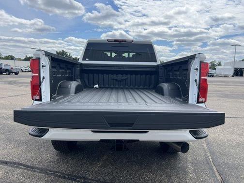 2025 Chevrolet Silverado 3500 LT