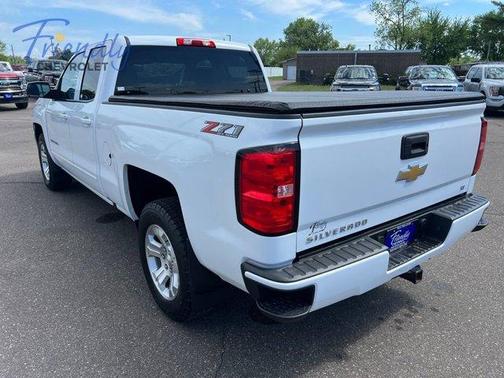 Summit White 2018 Chevrolet Silverado 1500 LT