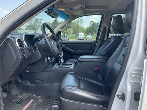 2010 Ford Explorer Sport Trac Limited