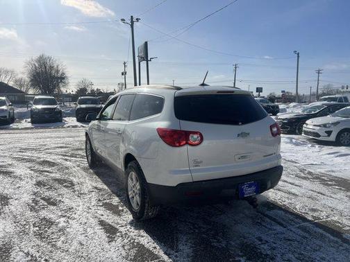 2011 Chevrolet Traverse 2LT