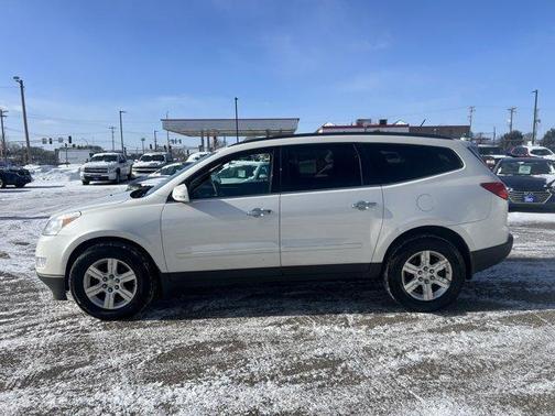 2011 Chevrolet Traverse 2LT