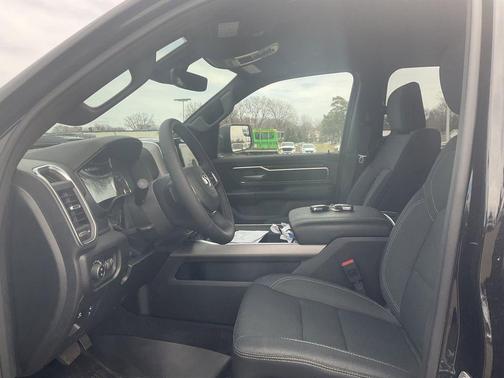 Diamond Black 2025 RAM 1500 Big Horn/Lone Star