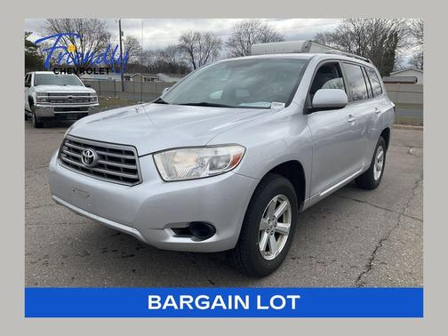 Silver 2010 Toyota Highlander Base