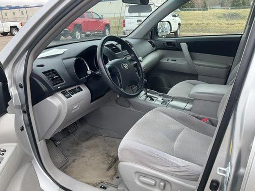 2010 Toyota Highlander Base