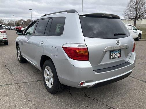 2010 Toyota Highlander Base