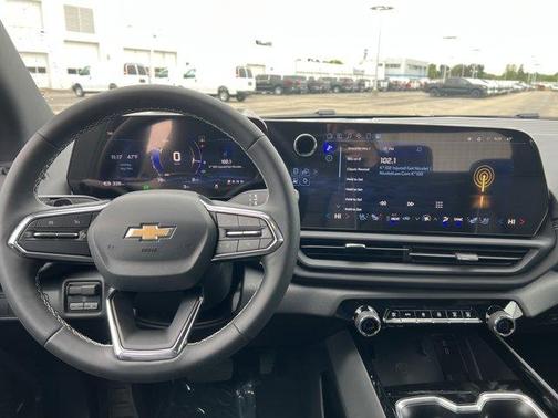 2025 Chevrolet Silverado EV LT