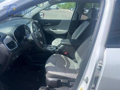 Summit White 2018 Chevrolet Equinox LS