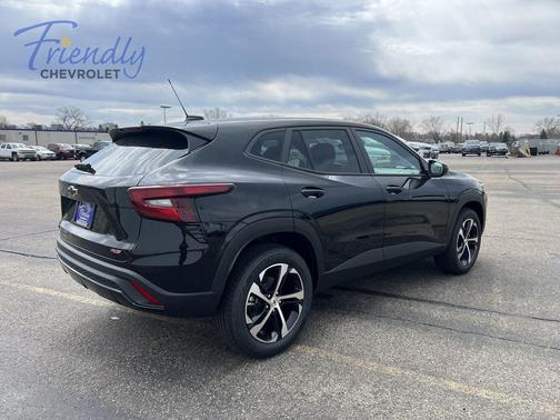 Mosaic Black Metallic 2026 Chevrolet Trax 1RS