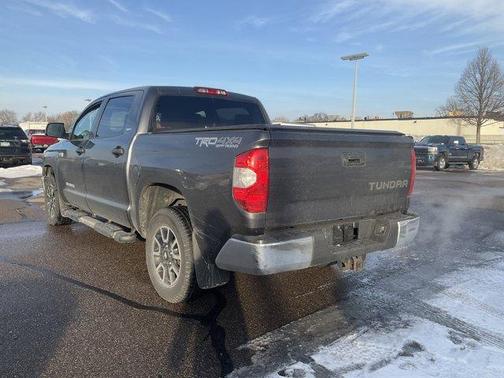 2018 Toyota Tundra SR5