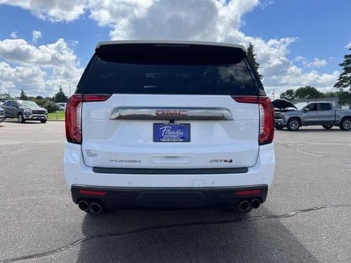 2024 GMC Yukon AT4