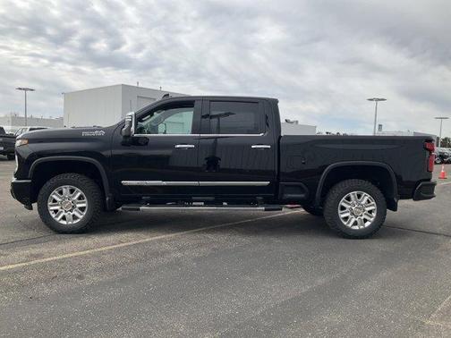 2025 Chevrolet Silverado 3500 High Country