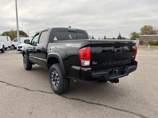 2016 Toyota Tacoma SR