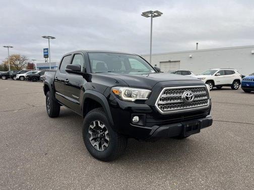 2016 Toyota Tacoma SR