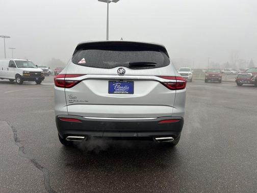 2020 Buick Enclave Essence