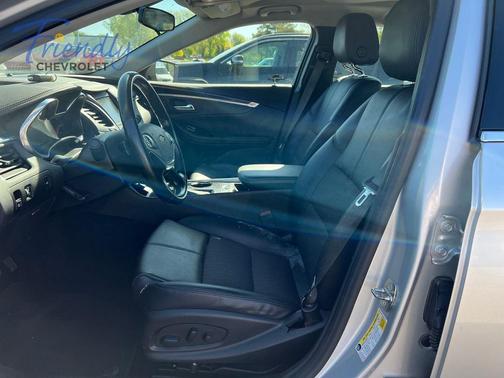 Silver Ice Metallic 2018 Chevrolet Impala 1LT