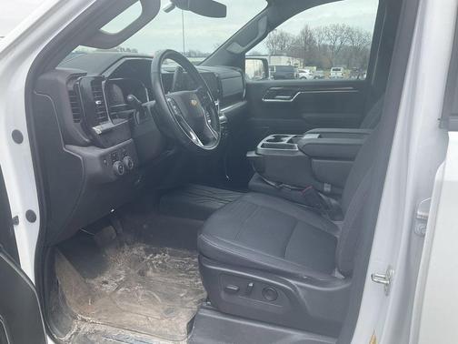 Summit White 2023 Chevrolet Silverado 1500 LT