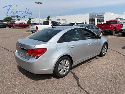 Silver Ice Metallic 2013 Chevrolet Cruze LS