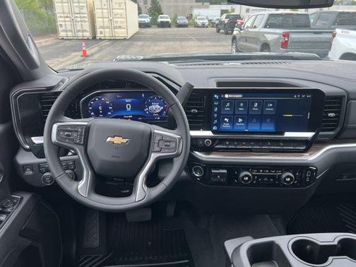 2025 Chevrolet Silverado 3500 LT