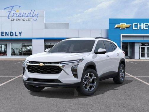 Summit White 2026 Chevrolet Trax LT