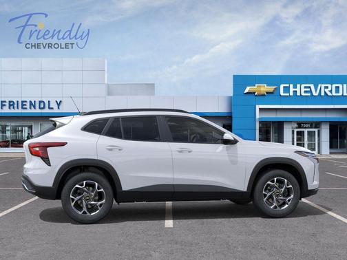 Summit White 2026 Chevrolet Trax LT