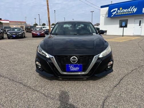Super Black 2019 Nissan Altima 2.5 SL