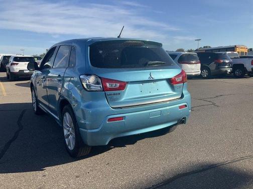 2011 Mitsubishi Outlander Sport SE