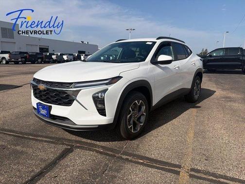 Summit White 2026 Chevrolet Trax LT