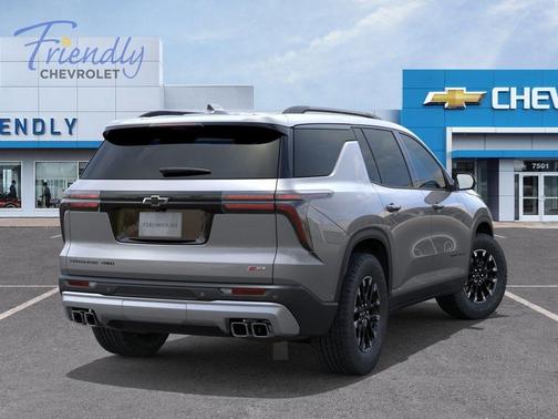 Sterling Gray Metallic 2026 Chevrolet Traverse Z71