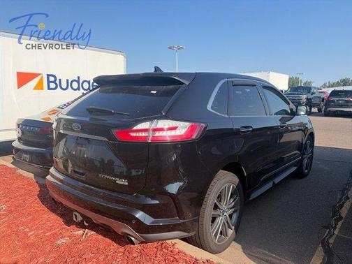 Black 2019 Ford Edge Titanium