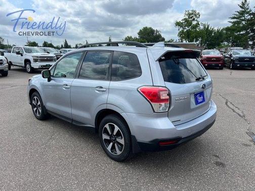 Ice Silver Metallic 2017 Subaru Forester 2.5i Premium
