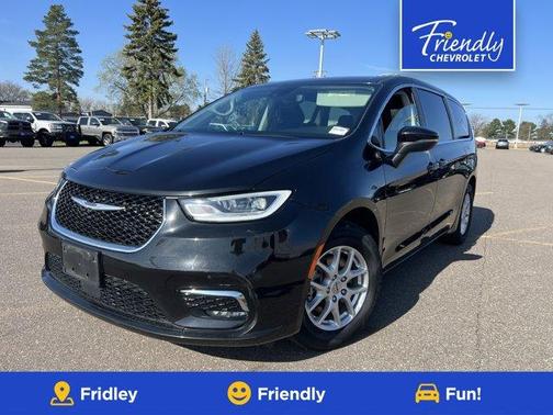 2023 Chrysler Pacifica Touring-L