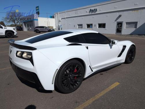 Arctic White 2016 Chevrolet Corvette Z06
