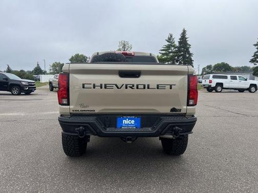 2024 Chevrolet Colorado ZR2