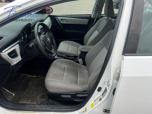 Super White 2014 Toyota Corolla LE Plus