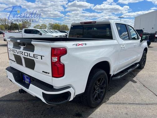 Summit White 2026 Chevrolet Silverado 1500 RST