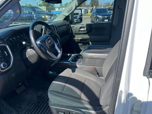 White 2020 GMC Sierra 1500 Elevation