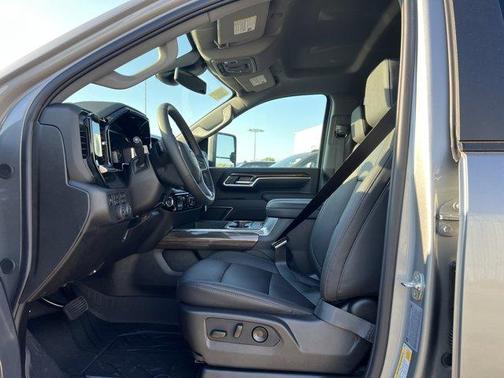 2026 Chevrolet Silverado 3500 LT
