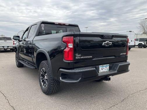 2024 Chevrolet Silverado 1500 ZR2